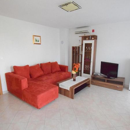 Apartments Gabrijel Malinska Zewnętrze zdjęcie
