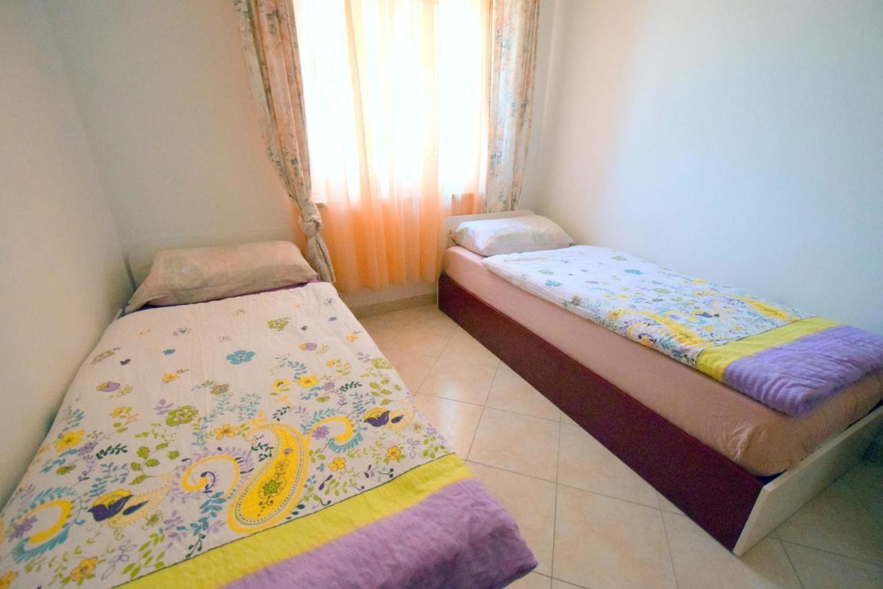 Apartments Gabrijel Malinska Zewnętrze zdjęcie