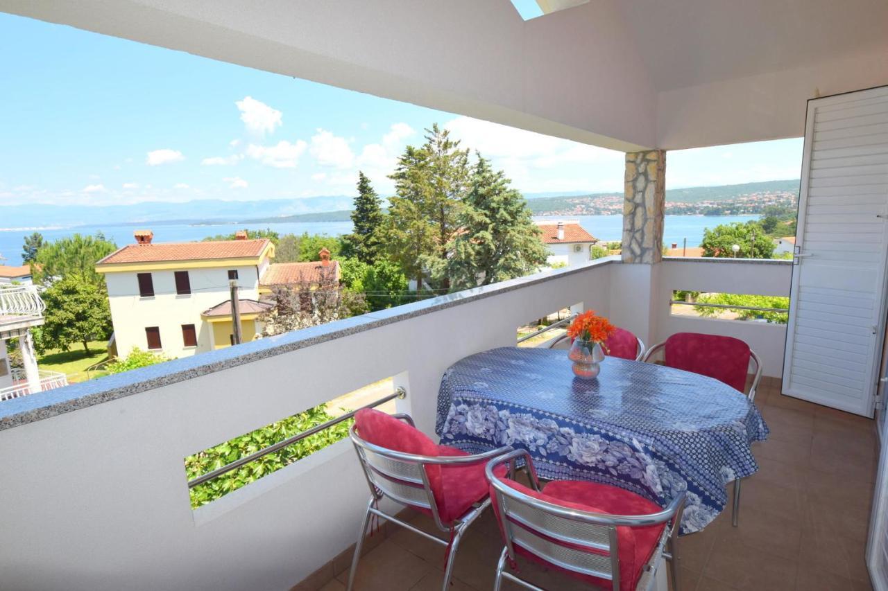 Apartments Gabrijel Malinska Zewnętrze zdjęcie